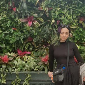 Meet your Posher, Samira